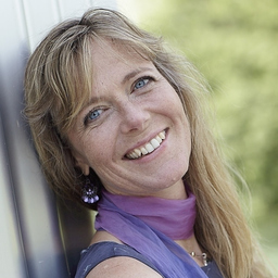 Karin Oestringer