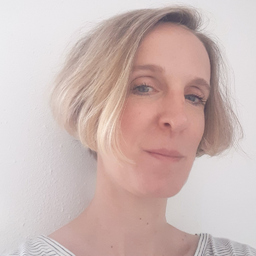 Dr. Clarissa Czöppan