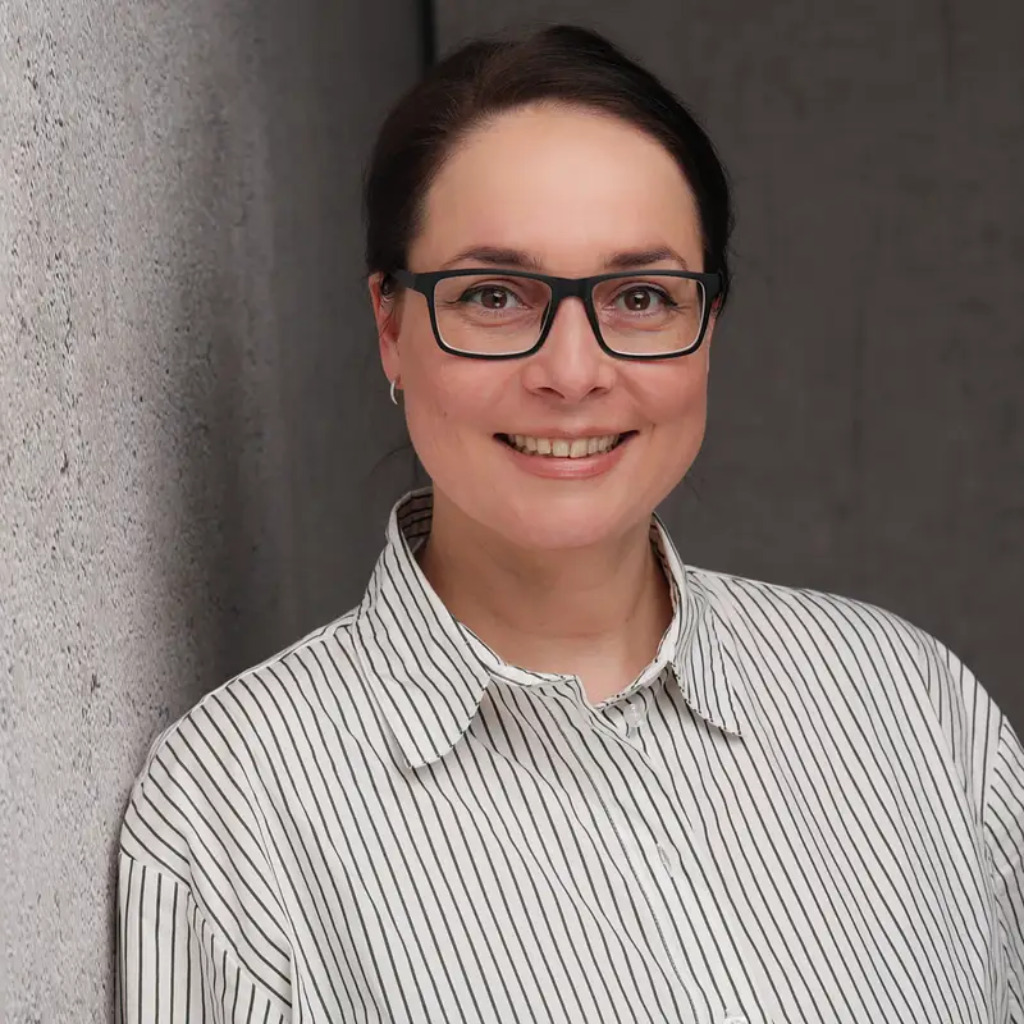 Maria Fomina Buchhalterin Kommunales gebietsunternehmen XING