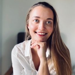 Julia Klauser