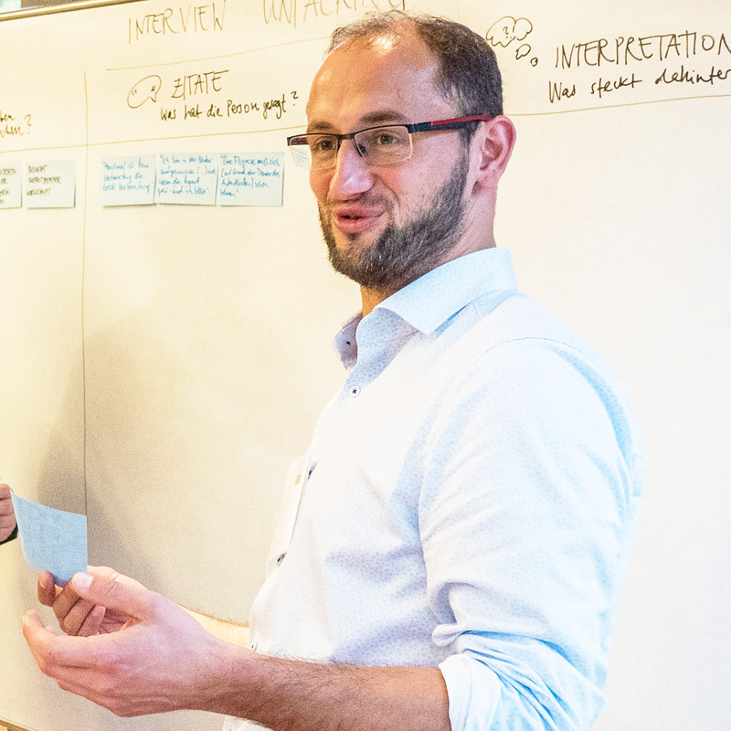 Alexander Lorenz Product Owner, Consultant Enterprise Websolutions