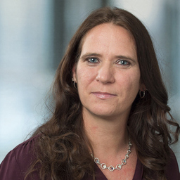 Bettina Staat