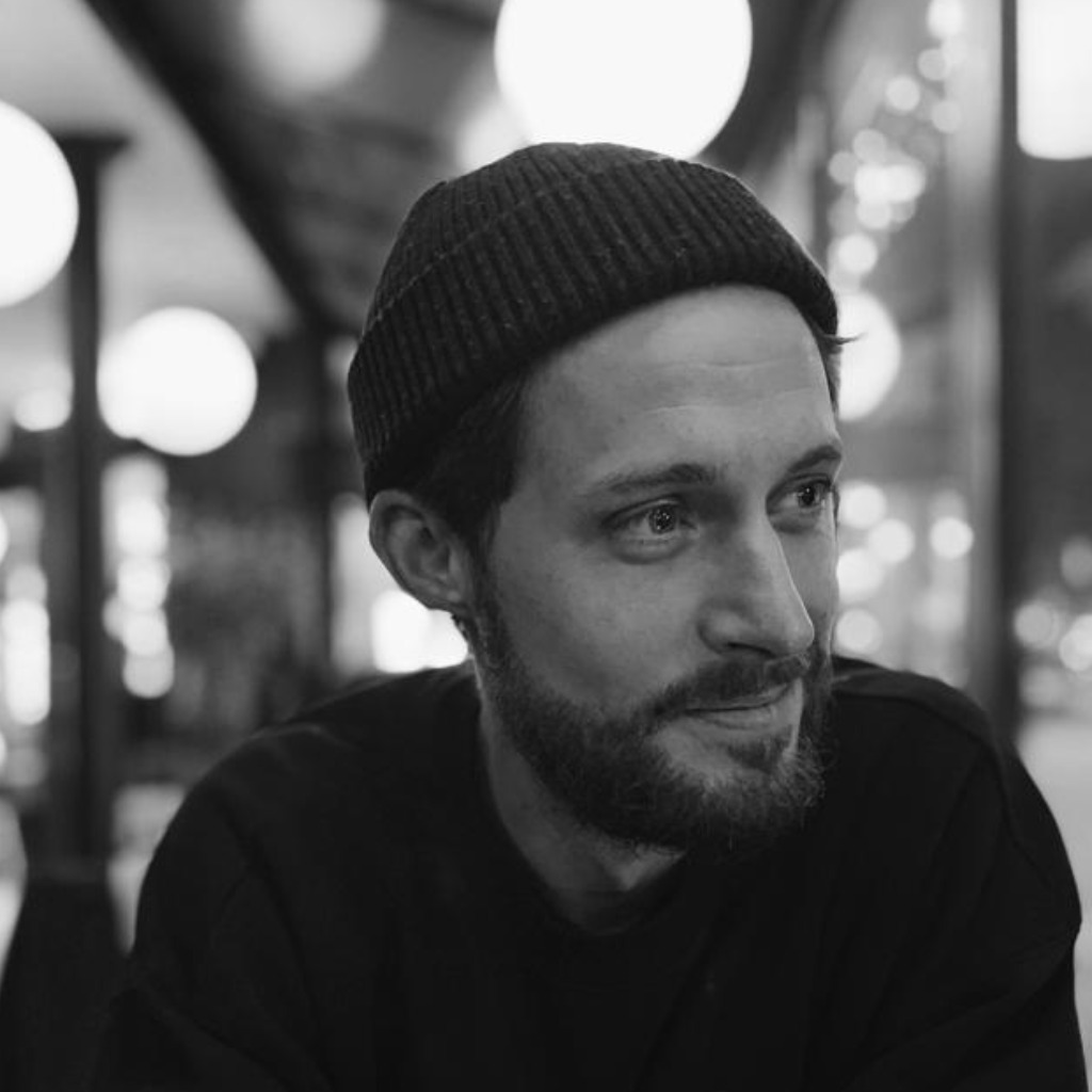 Michael Hüttner Marketing Communications Manager Amercian Dental