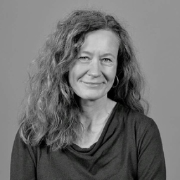 Silvia Zöller