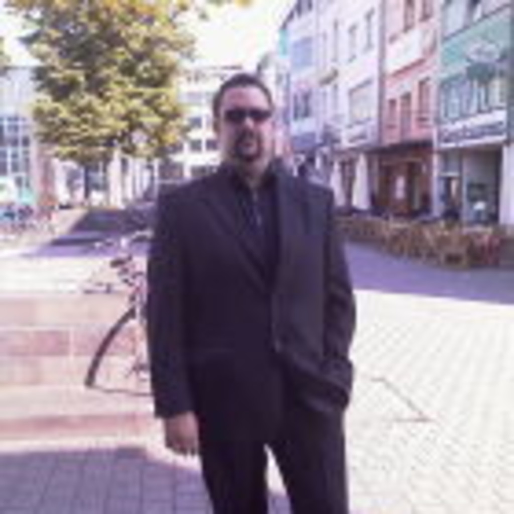 Volker Fischer in der Personensuche von Das Telefonbuch