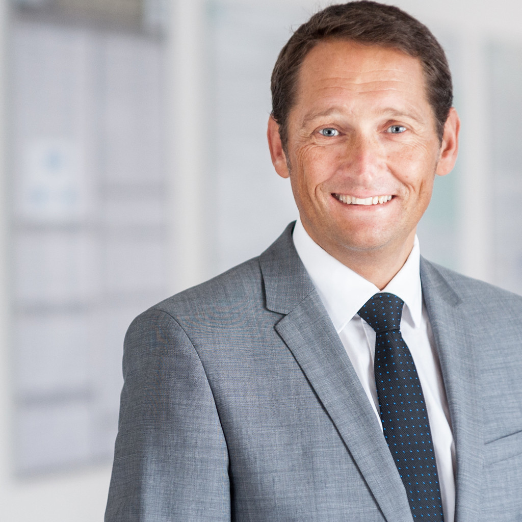 Thomas Schweigler Stellv. GesamtGeschäftsleitung Hochschulzentrum