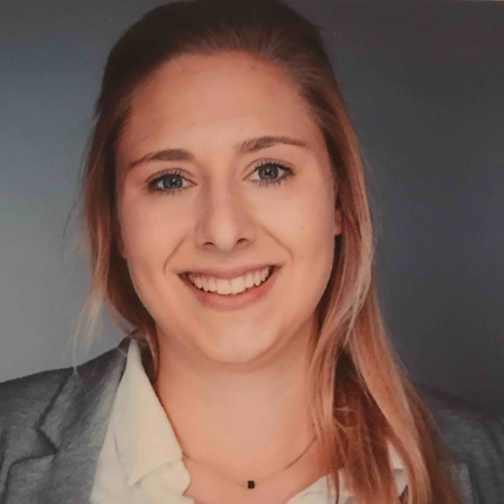 Lisa Neuhaus in der Personensuche von Das Telefonbuch