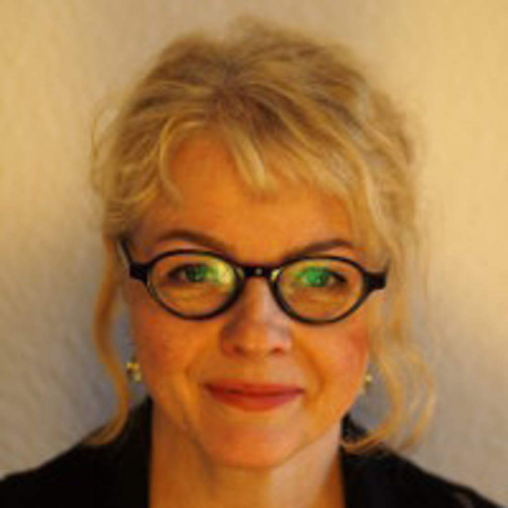 Mag. Christa Kosmala Supervisorin (DGSv) www.christakosmala.de XING