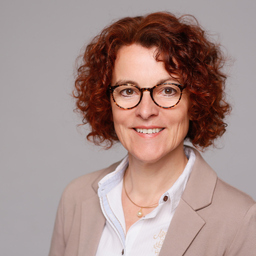 Prof. Dr. Simone Fühles-Ubach