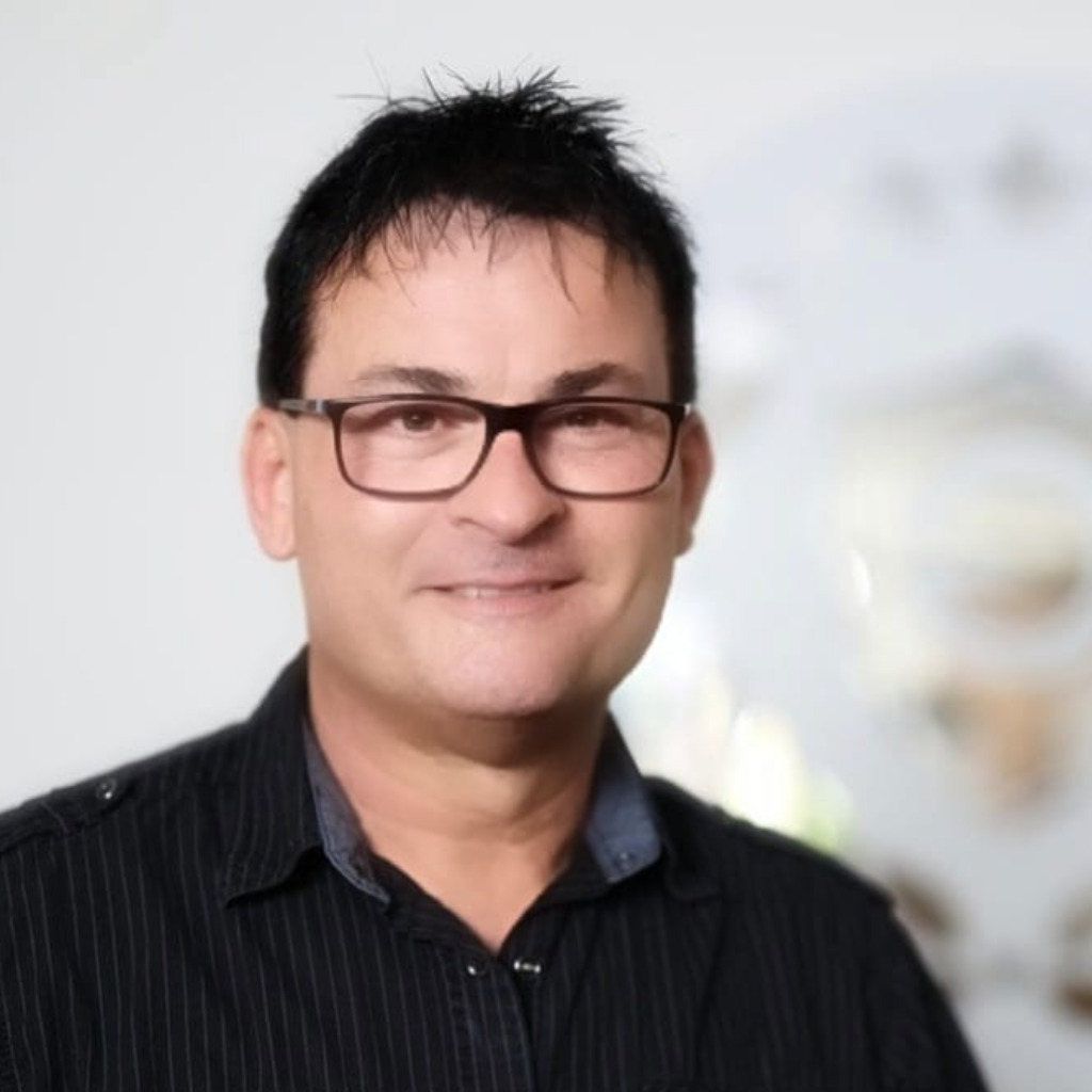 Kurt Walter Sales Director /Vertrieb Deutschland und Europa Alpha