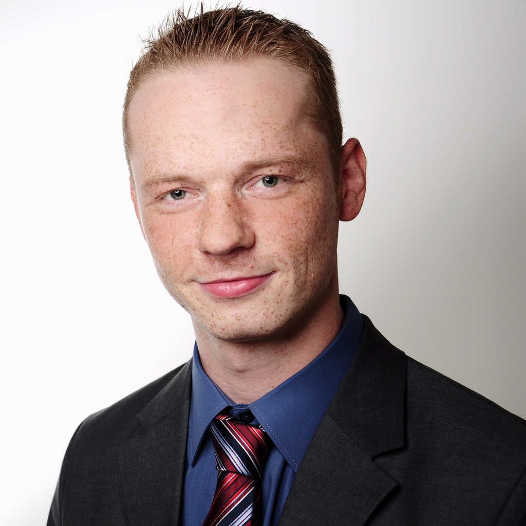 Michael Gruhne CADDesigner Autoliv B.V. & Co. KG XING