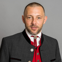 Wolfgang Wahle