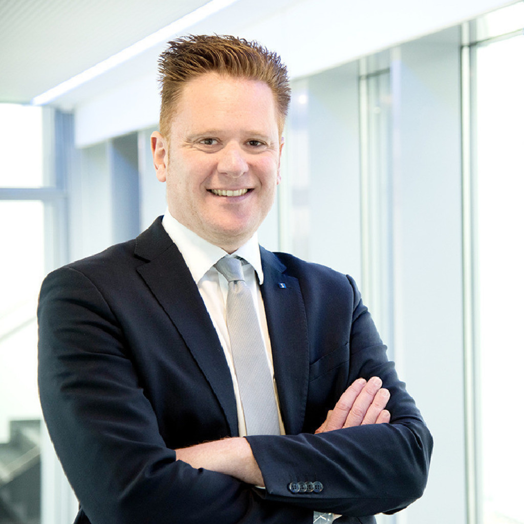 Alessandro Carlucci Director Business Unit FCA / RSA / PSA / Asia