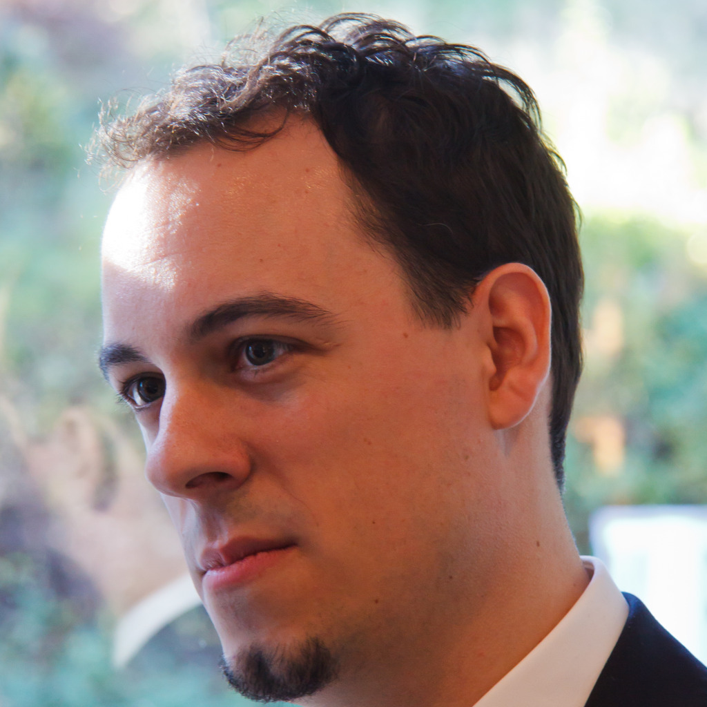 Dipl.Ing. Gernot Huber Senior Security Consultant xevIT net works