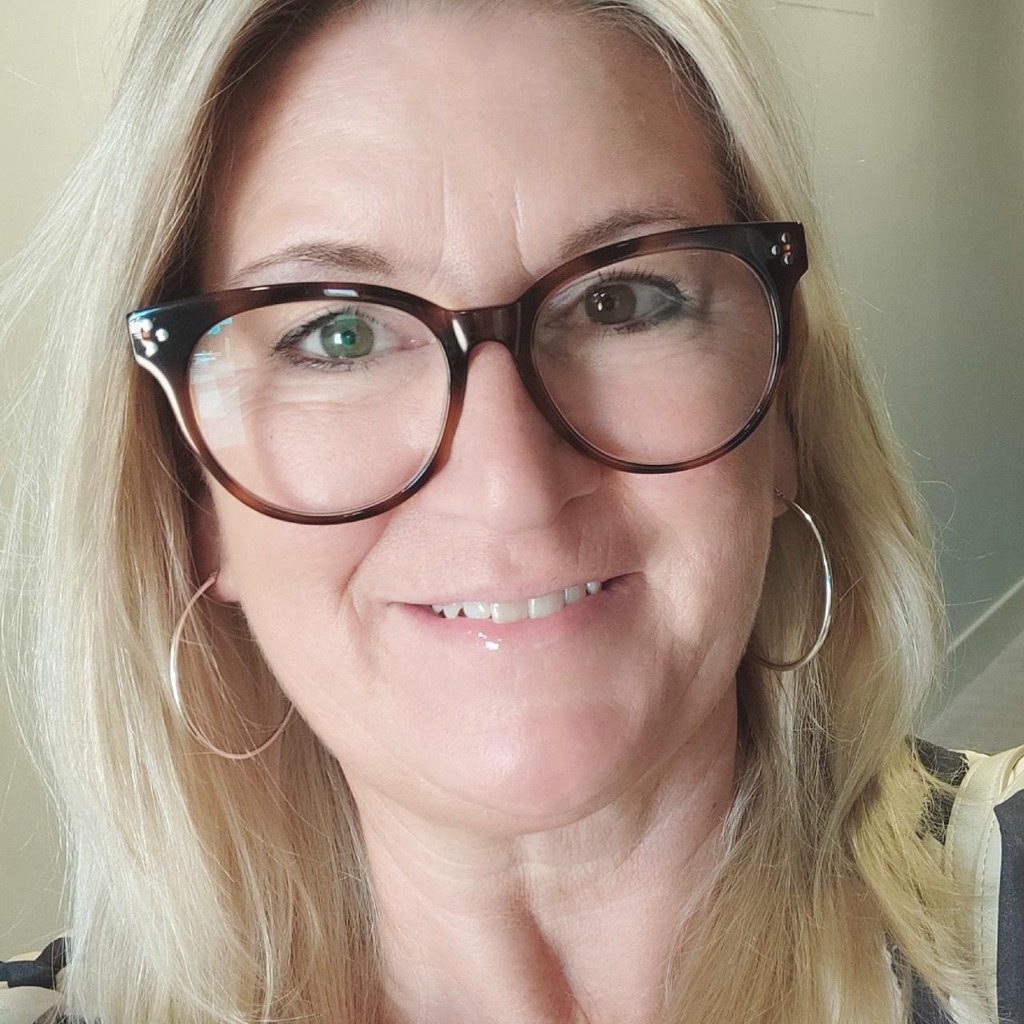 Monika Fries Redaktionsassistentin Rudolf Müller Mediengruppe XING