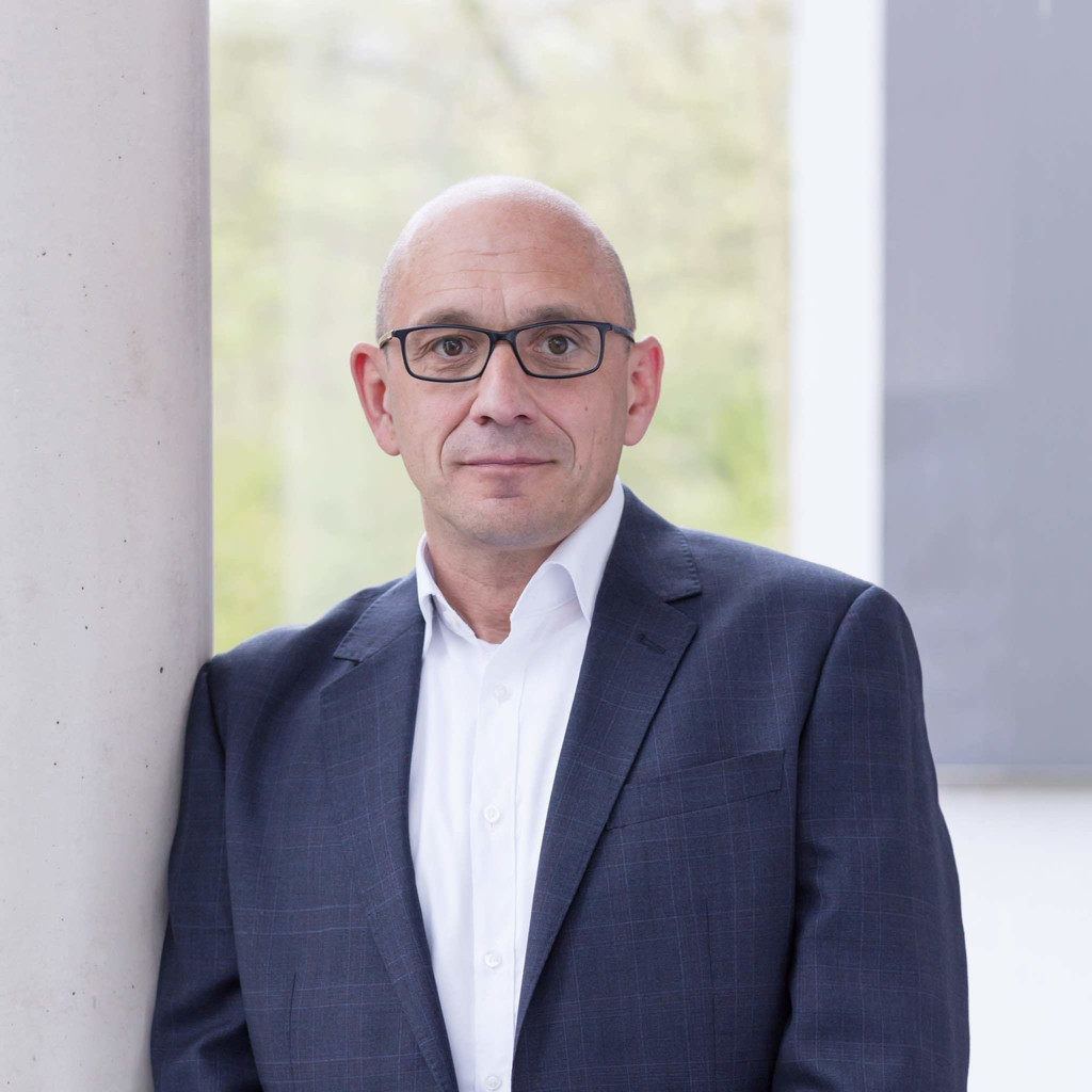 Frank Knoll Projektleiter DATA CENTER GROUP XING