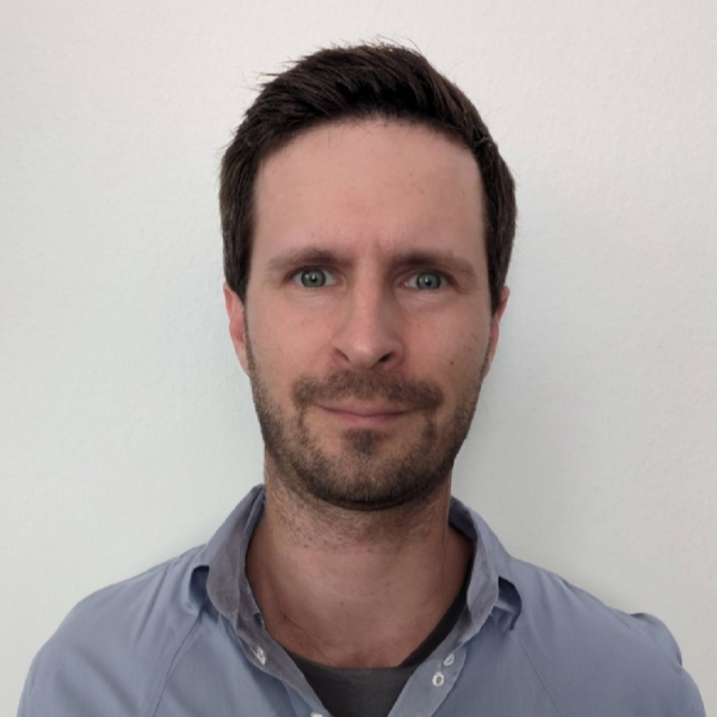 Maciej Zawieja Senior Software Engineer Mobile Freelancer