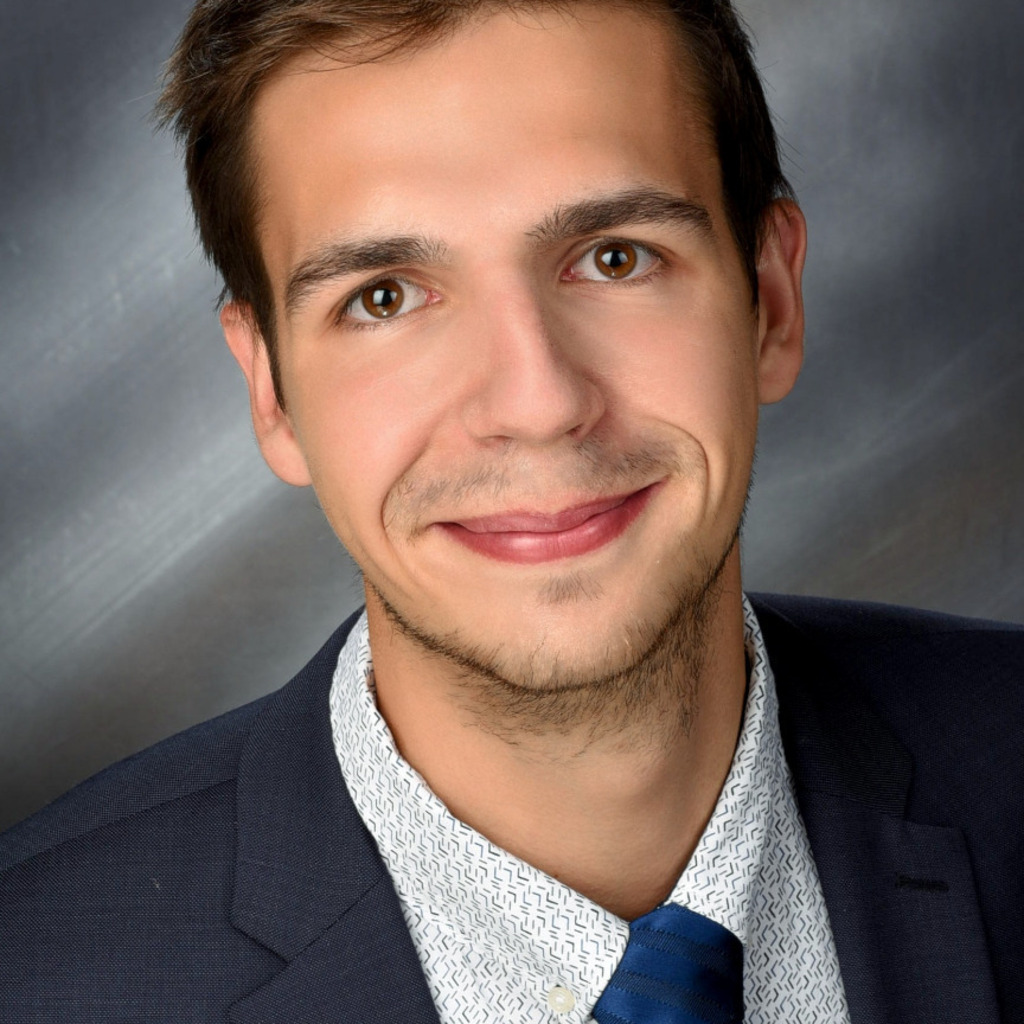 Michael Pohl Training Specialist Revalize XING