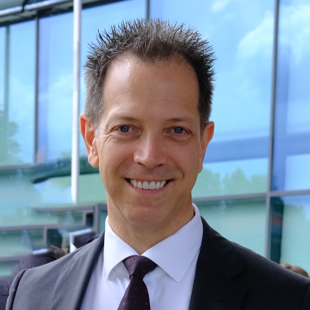 Jörg SchneiderSimon Founder & Chief Technology Officer BowBridge