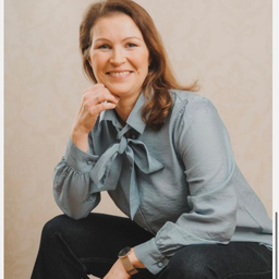 Lucia Richarts