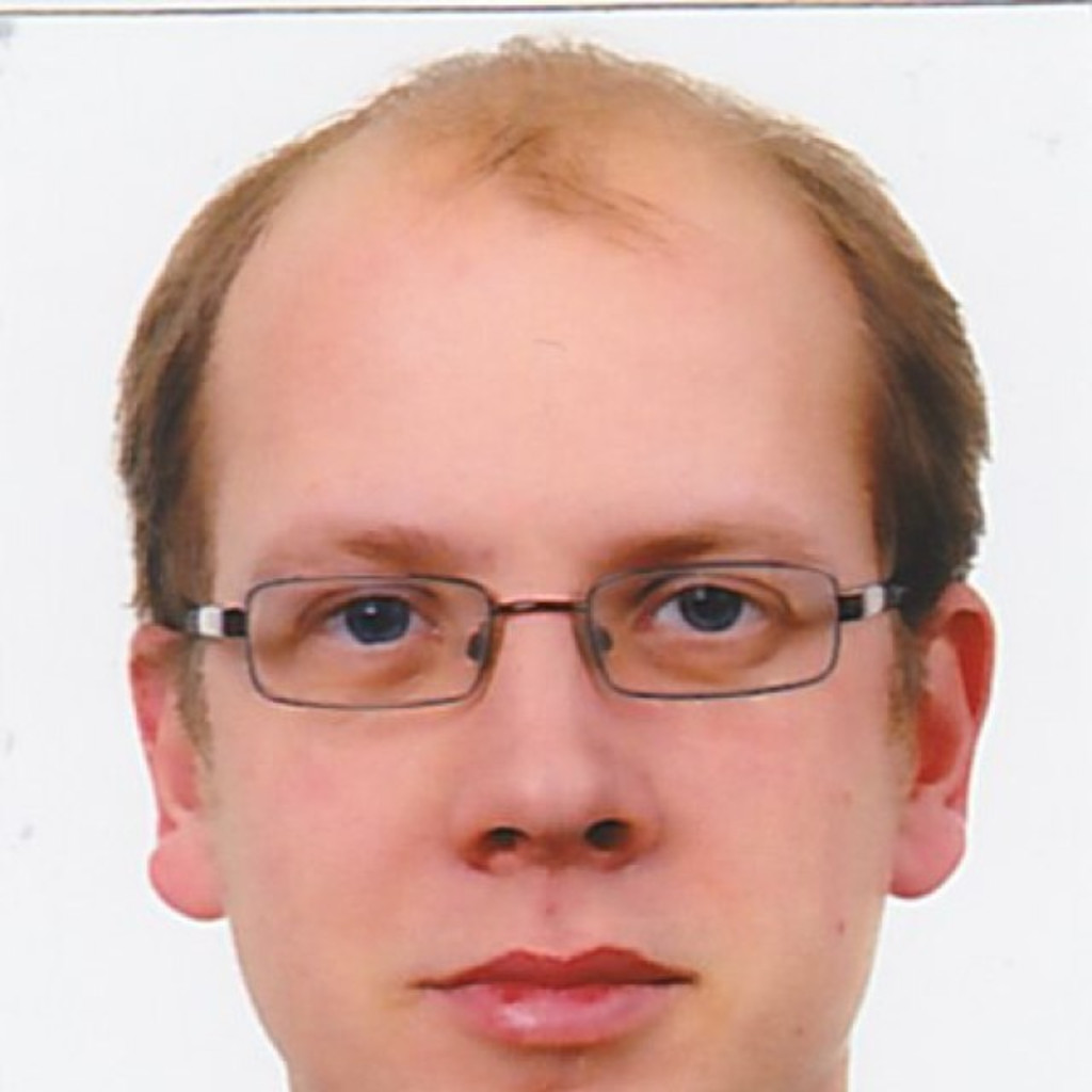 Benjamin May Physiker Magna Electronics Europe GmbH & Co. KG XING