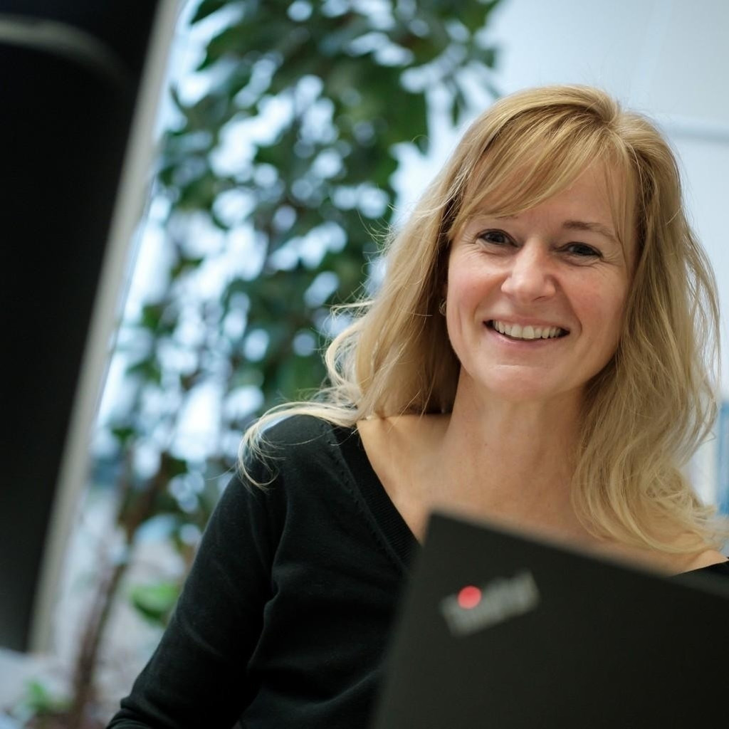 Sylvia Gonschior Junior Software Engineer Deutsche Telekom AG XING sylvia-gonschior-junior-software-engineer-deutsche-telekom-ag-xing