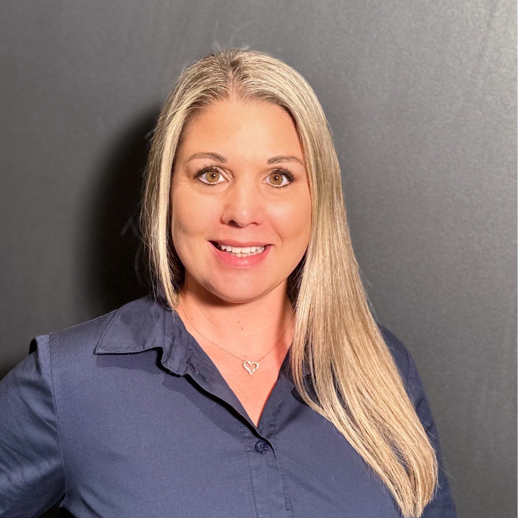 Nina NievergeltHegner Global Compensation & Benefits Manager