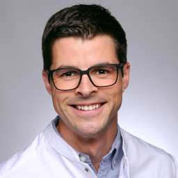 Dr. Simon Strobel