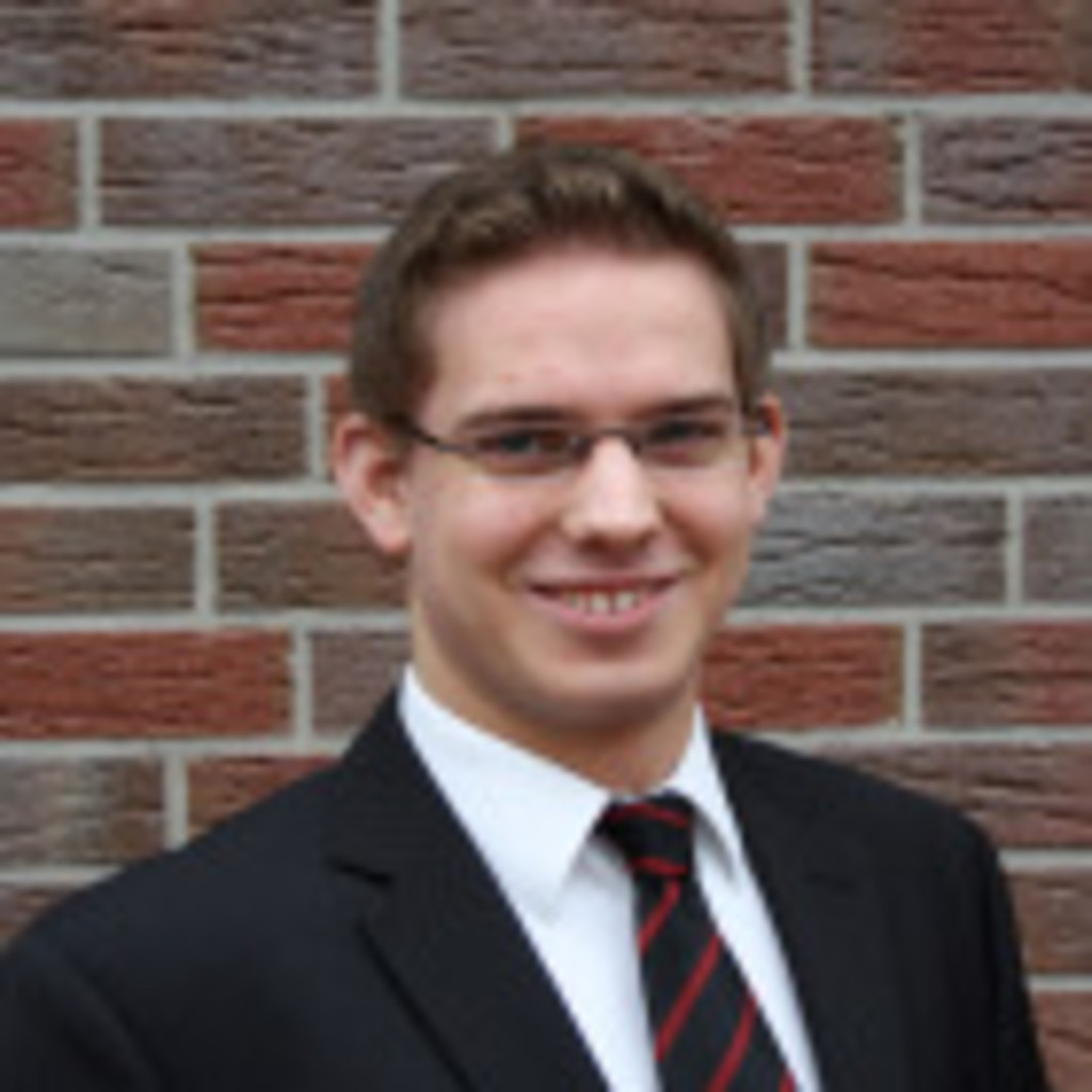 Jan Heinrich stellv. Empfangsleiter Upstalsboom Hotel Feuerschiff