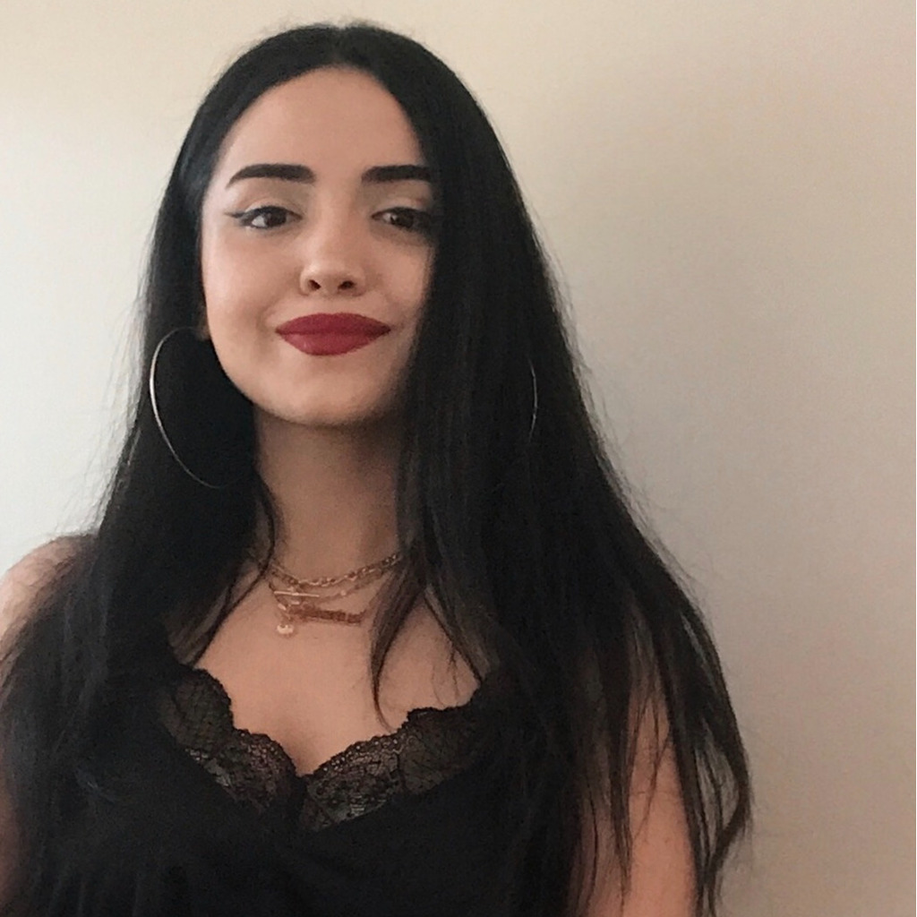 Burcu ARIK Graphic Designer Galleri Heike Arndt XING