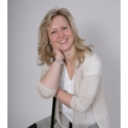 Claudia Wenzel