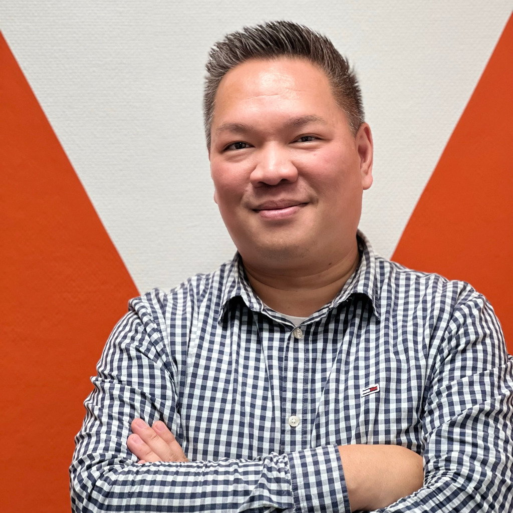 John Perez BWL Internationale Berufsakademie Hamburg XING