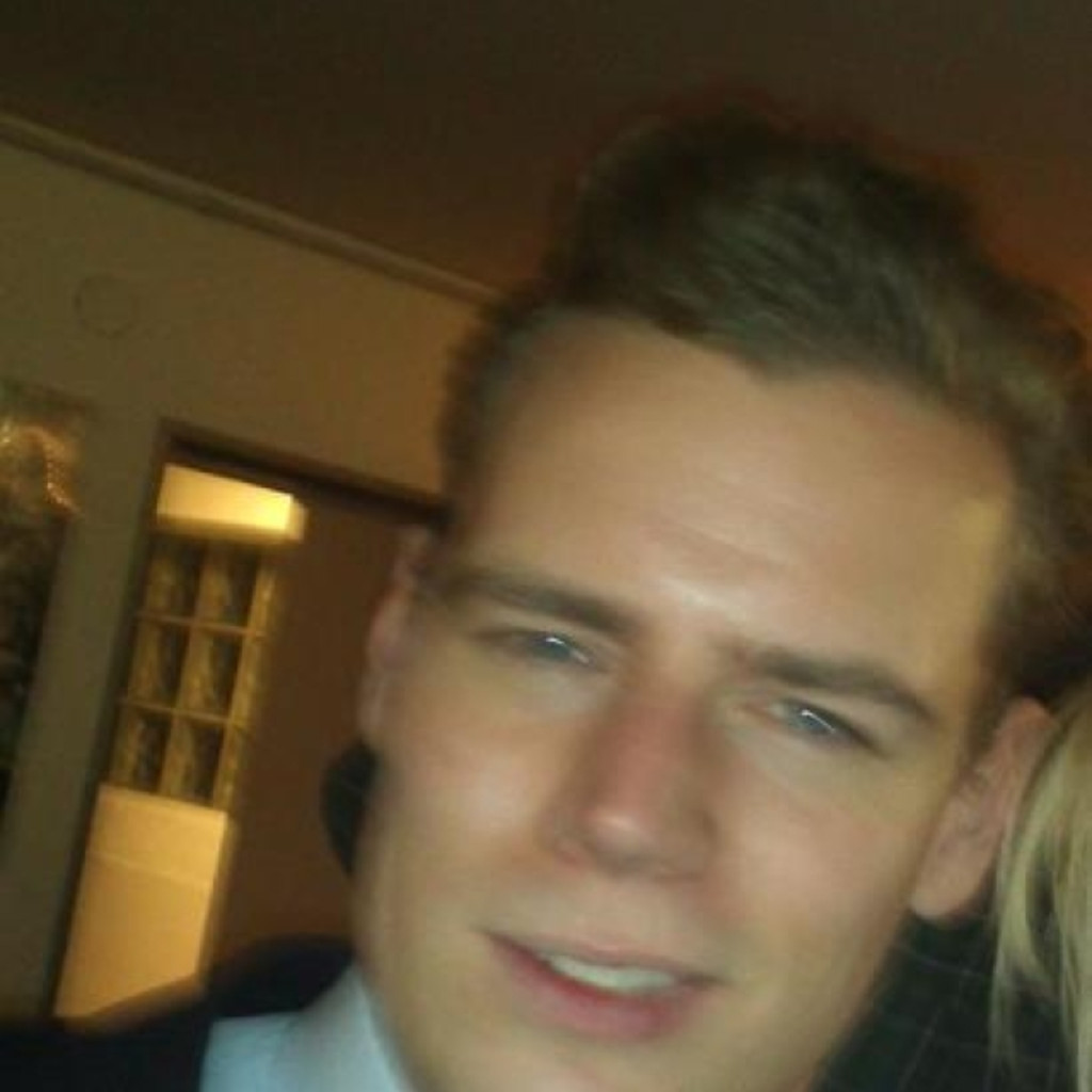 Christian Delacour Finanzinvestor delacour Family Office XING