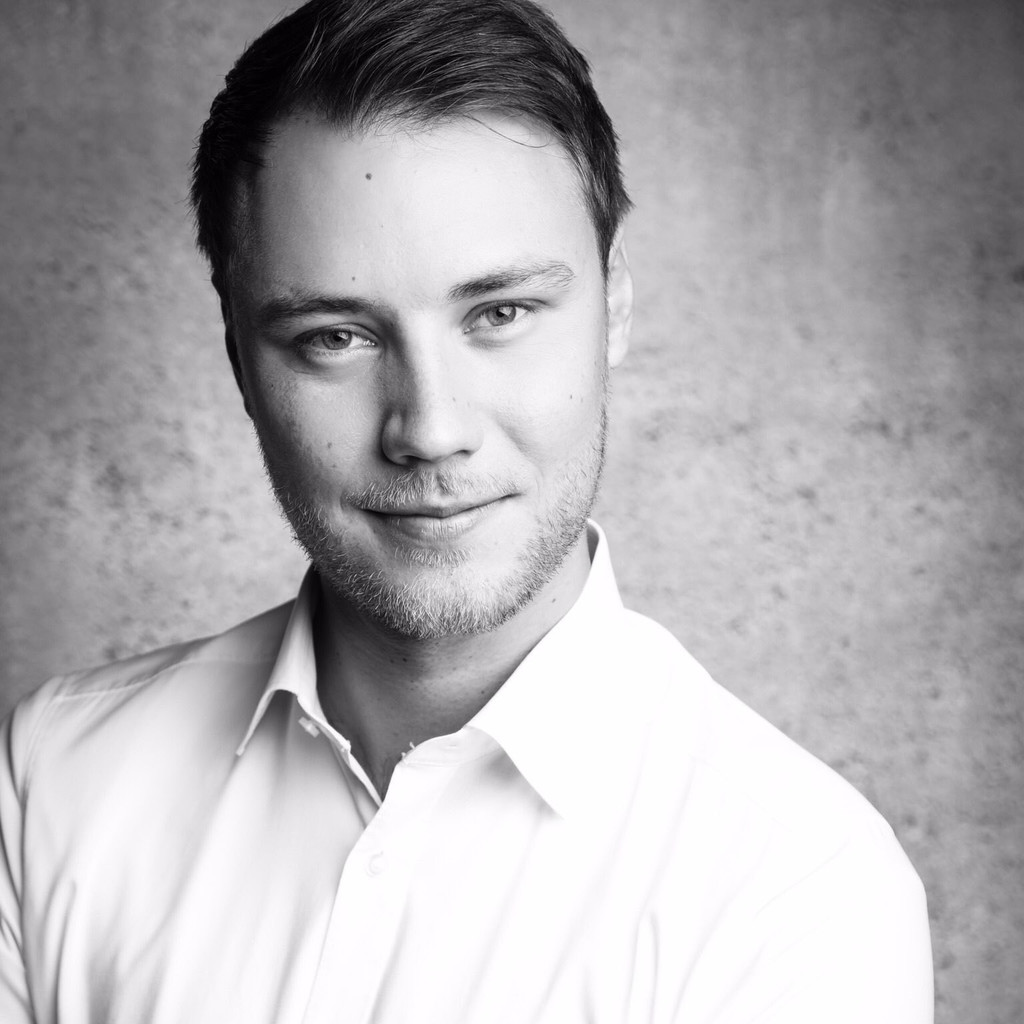 Roux aus Hamburg in der Personensuche von Das Telefonbuch