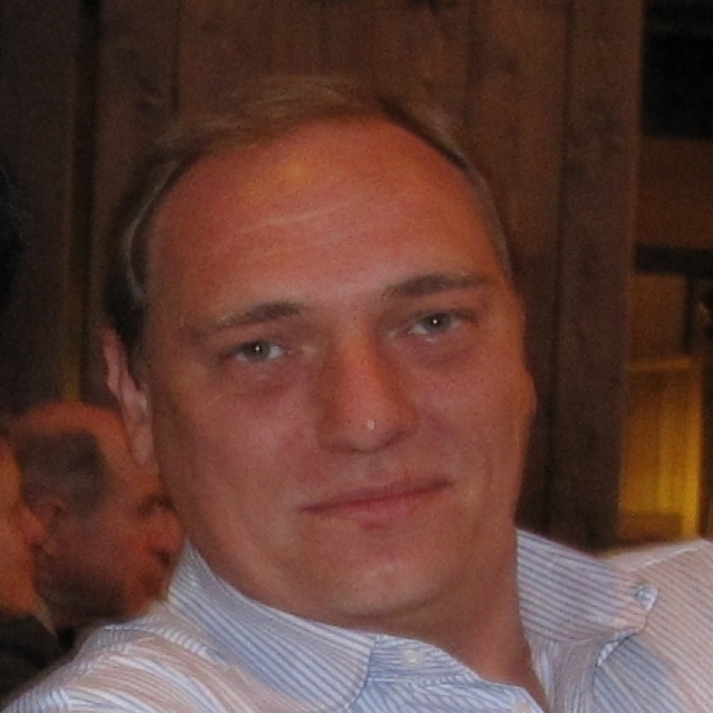 Bernhard A. F. Ewald Vater und Freiberufler BE XING