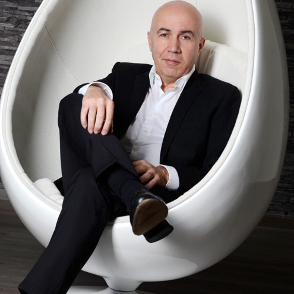 Michael Holte VertriebsexperteProfi für mehr Umsatz&GewinnFinanz