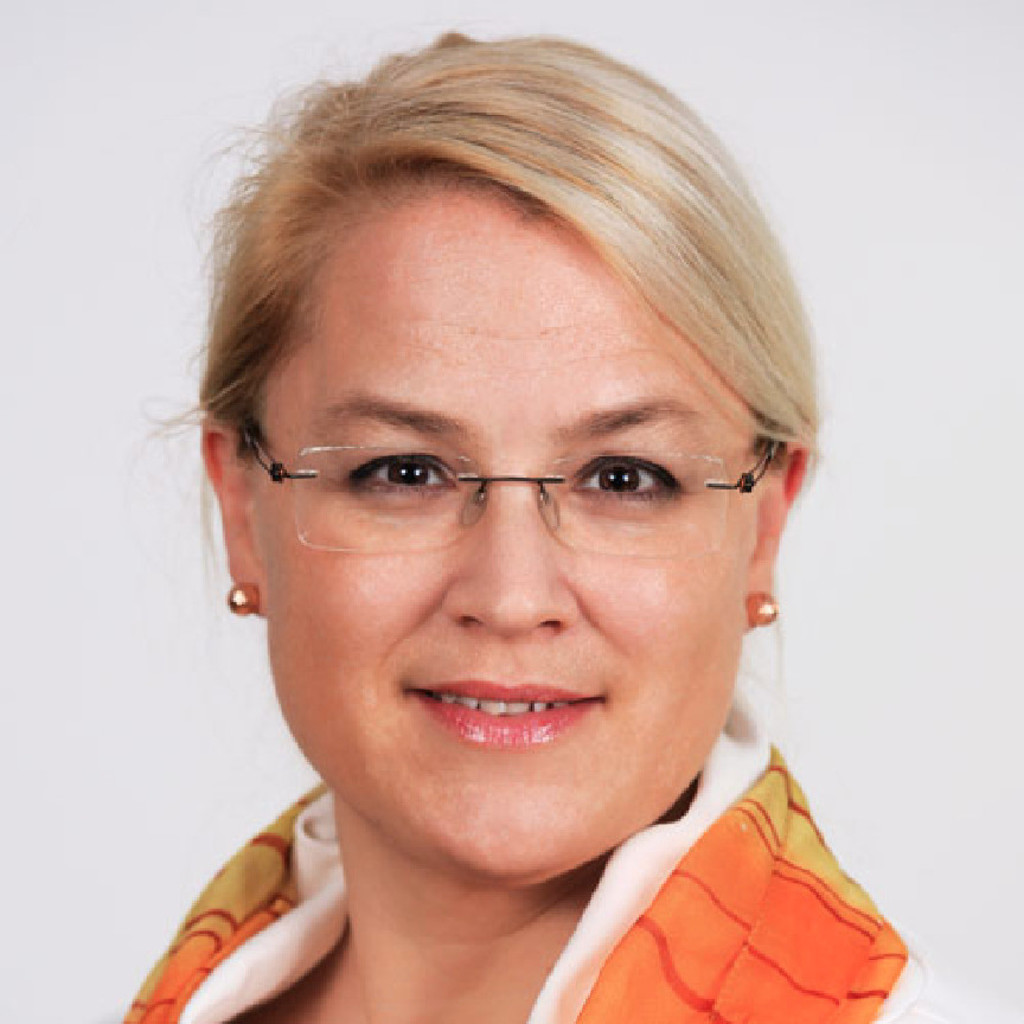 Social Media Profilbild Bettina Daxböck 