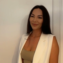 Rebecca Müller