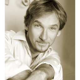 Peter John Farrowski 