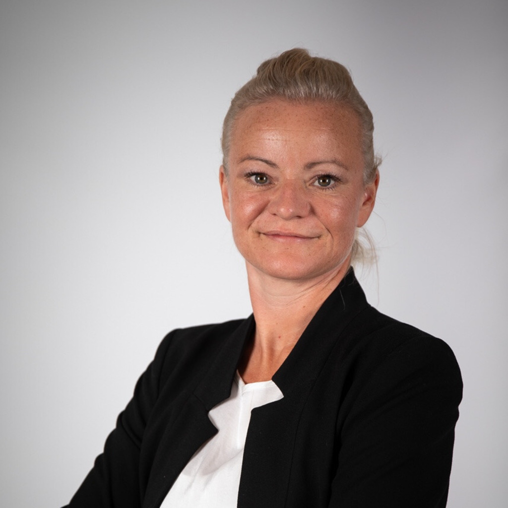 Susanne Zierer Legal Counsel Consorsbank BNP Paribas S.A