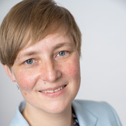 Dr. Svenja Bloess