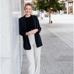 Annika Thole