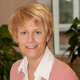 Stefanie Recker