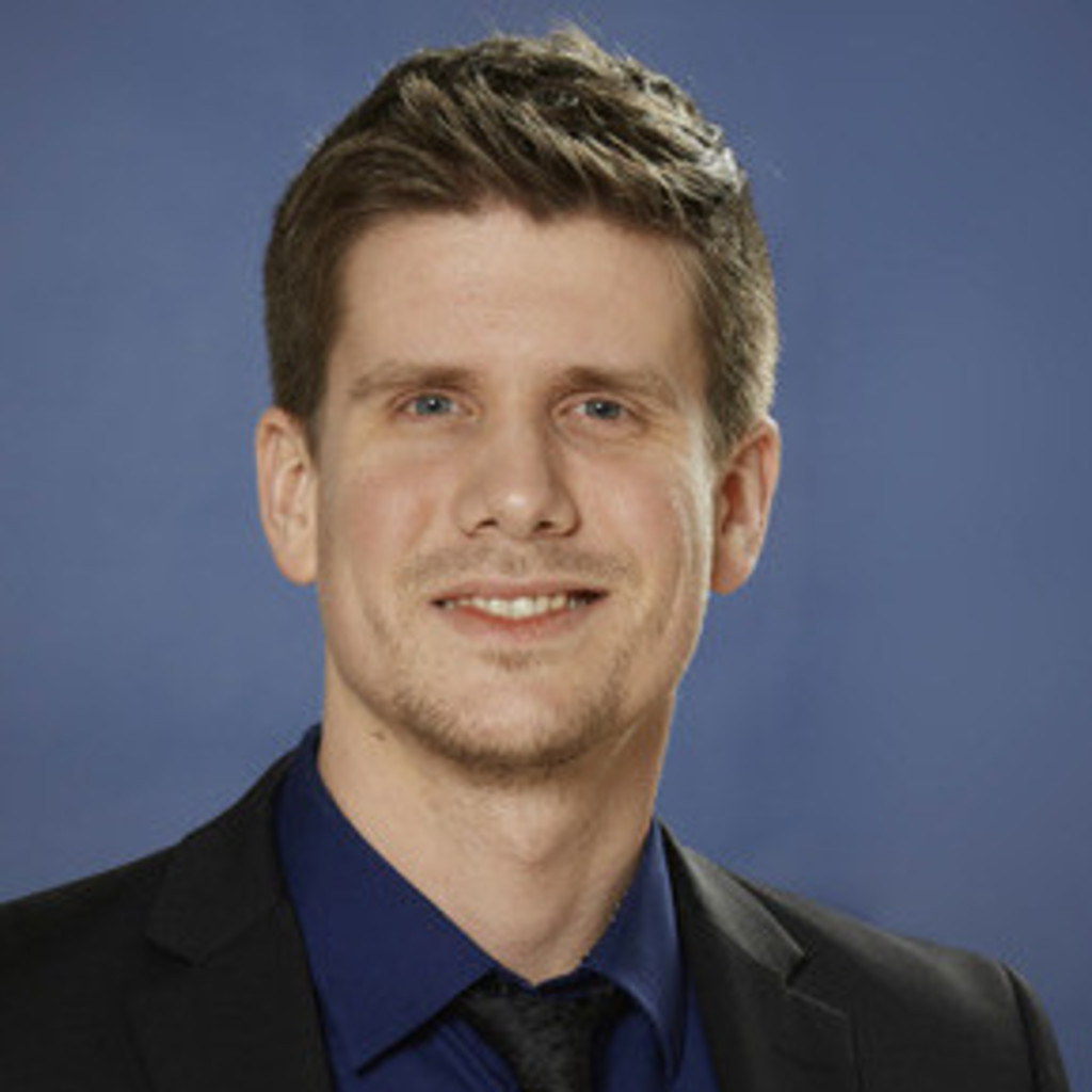 Alexander Winkler Senior Software Integration Engineer CARIAD XING