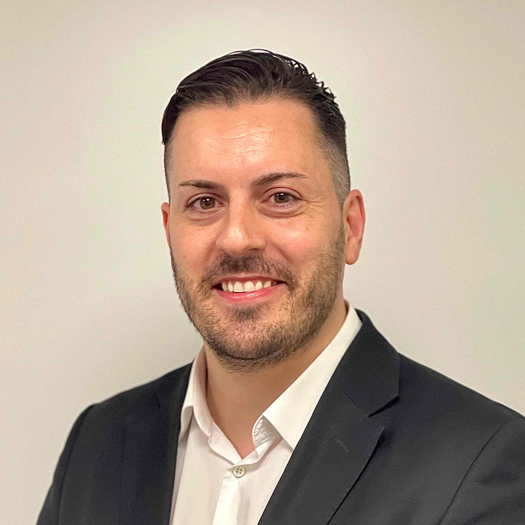 David Cazzetta Client Advisor Corporate Clients UBS AG XING