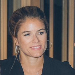 Stefanie Knehs 