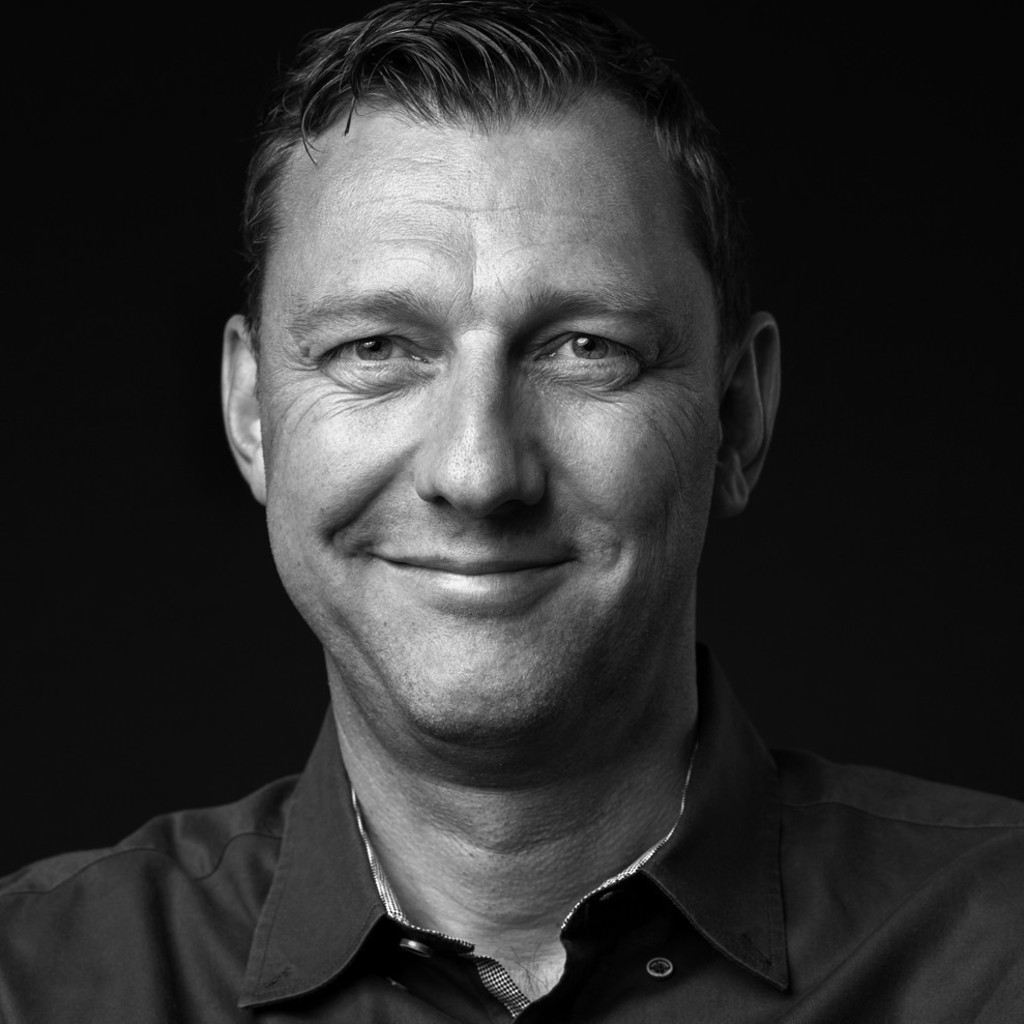 Mark Sandmeier CEO Picstars XING