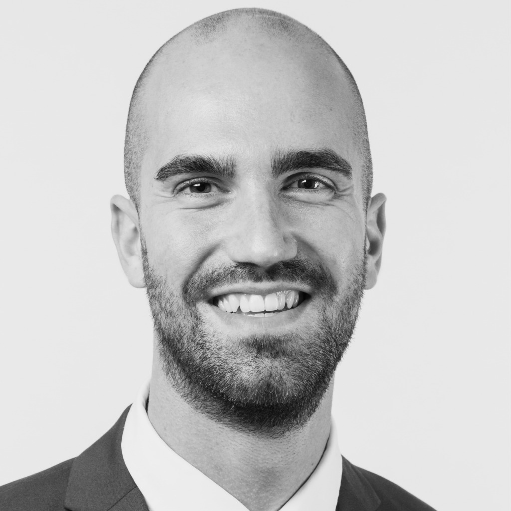 Simon Merlin Kunsmann - Head of Business Management - HSBC Deutschland ...