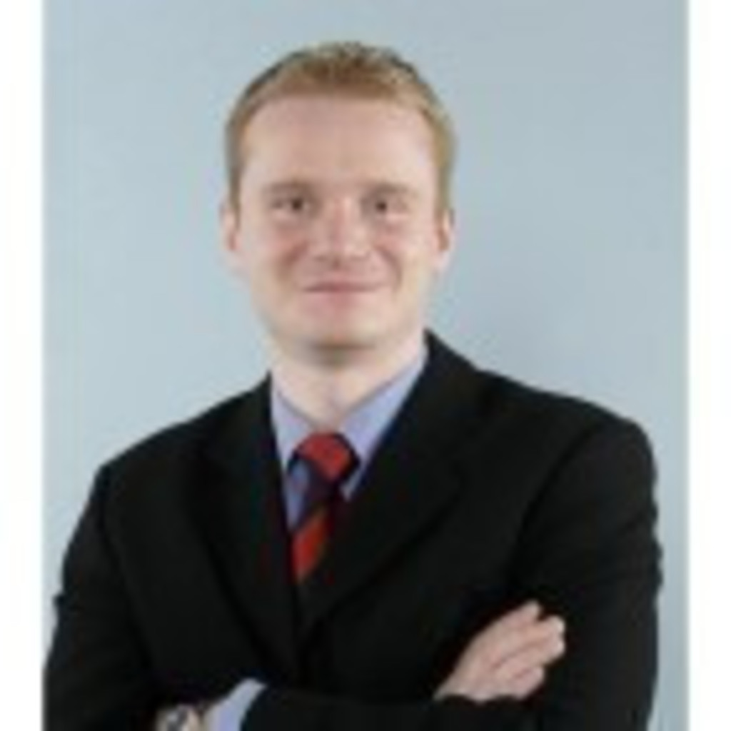 Daniel Nitsche Vice President; Controlling Wealthcap