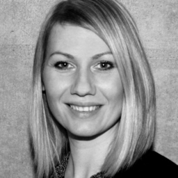Bernadett Császár